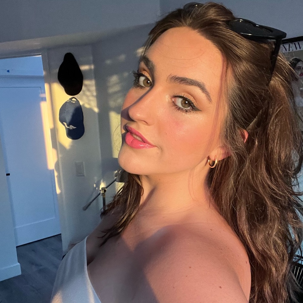 Meet your Posher, Delaney